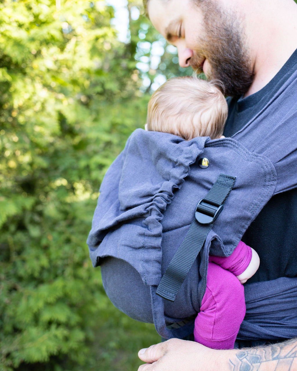 KIN | Mei Dai | Half-Buckle | Ergonomic Baby Carrier