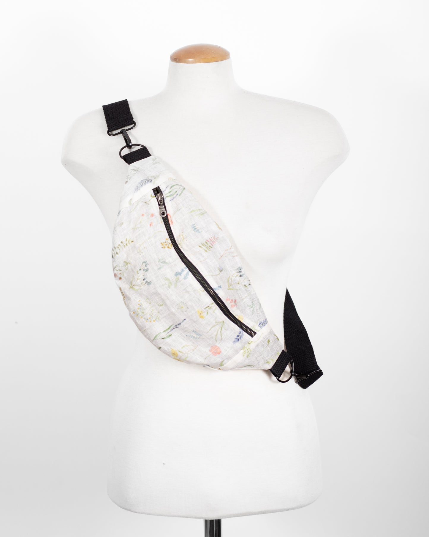 Kangaroo Bag | Minimal Bag