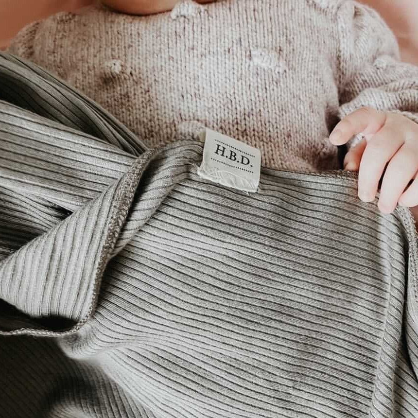 grey stretch wrap carrier