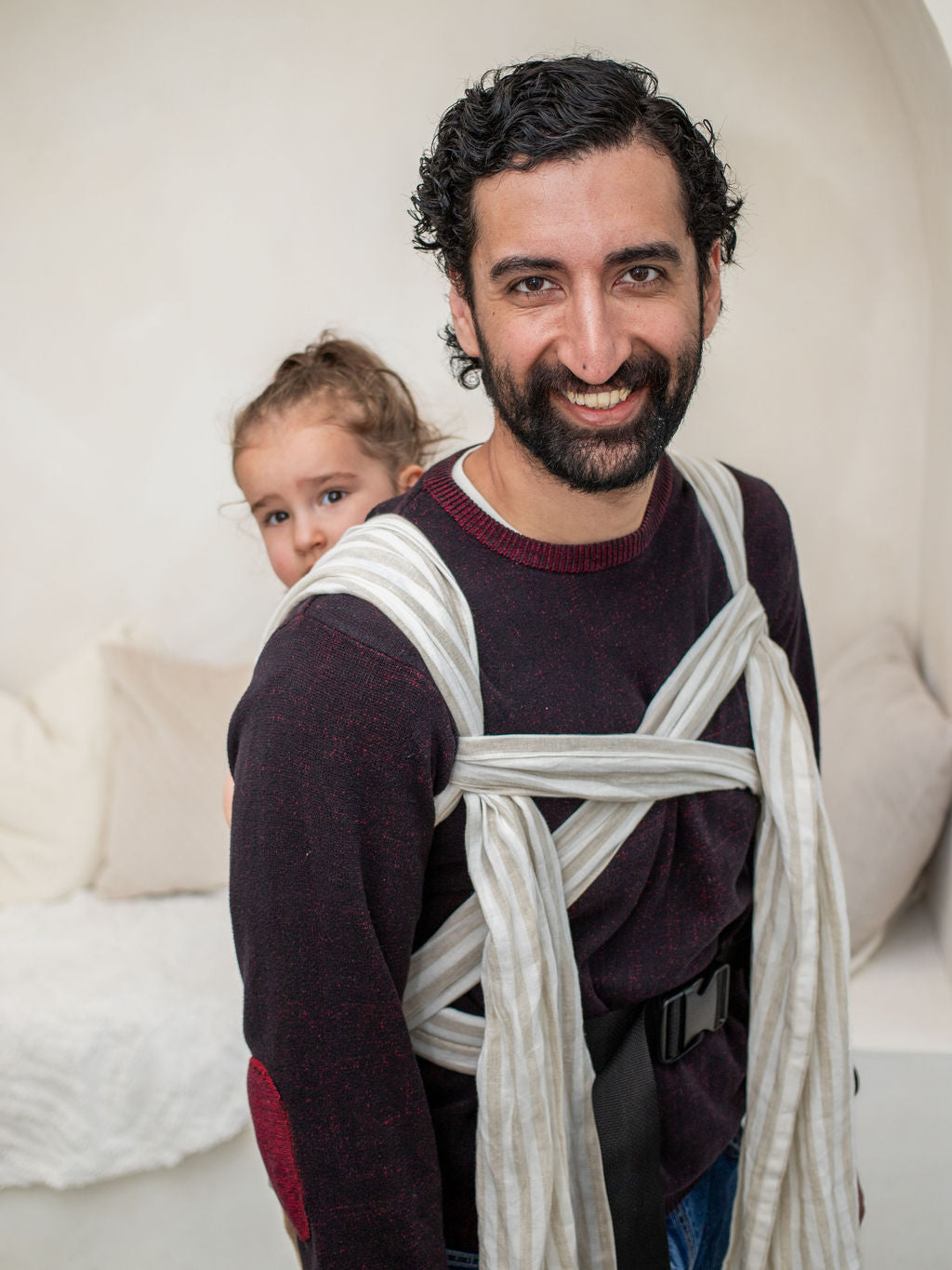 KIN | Mei Dai | Half-Buckle | Ergonomic Baby Carrier
