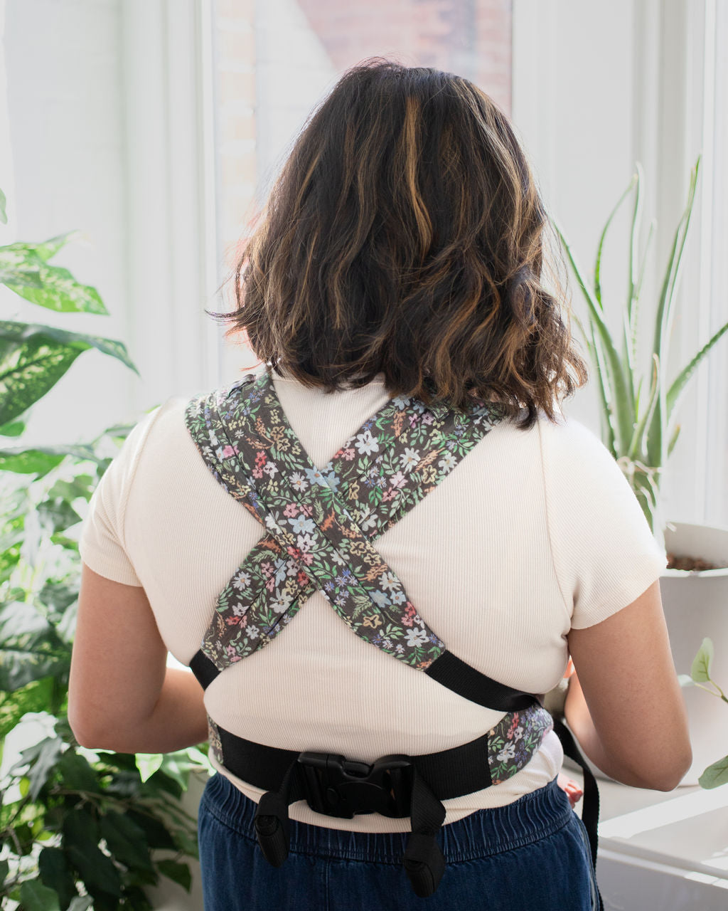 KIN | FULL BUCKLE CARRIER