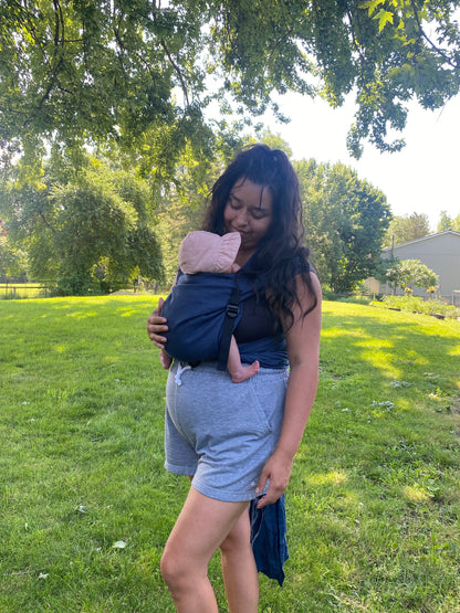 KIN | Mei Dai | Half-Buckle | Ergonomic Baby Carrier