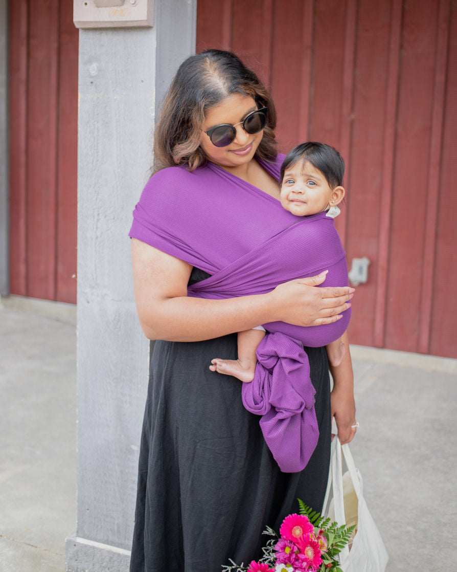 Lightweight baby carrier for summer
