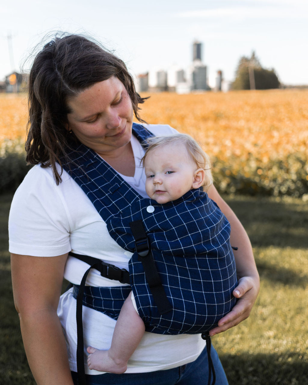 KIN | FULL BUCKLE CARRIER